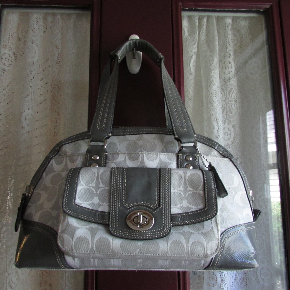 Coach Hampton Signature Zip Satchel